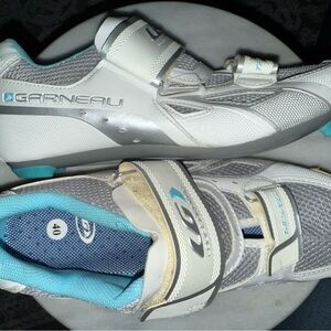 Garneau Women's Cycling Shoes - White and Gray